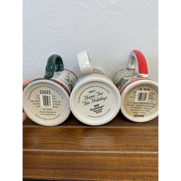 Set of 3 Collectible Budweiser Holiday Beer Steins - 1985, 1991 & 1997 Versions - Picture 5 of 8